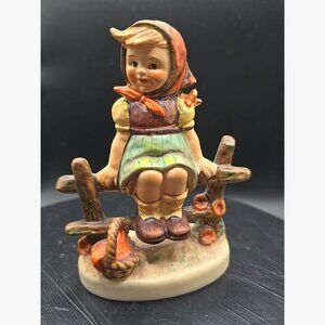 Vintage Goebel Hummel "Just Resting" HUM 112 3/0 TMK-5 West Germany W/ Box